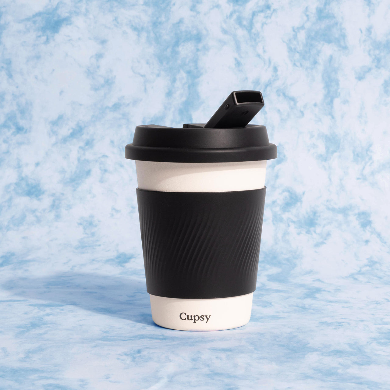 Cupsy: To-go water pipe